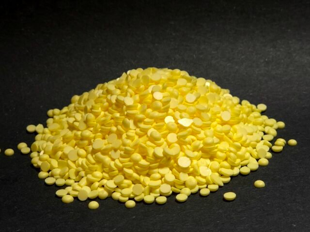 Yellow granular sulphur